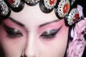 用“扮相”造句