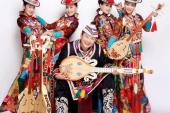 用“裕固族”造句