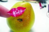 用“现丑”造句
