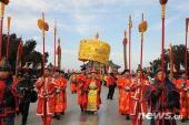 用“祭礼”造句